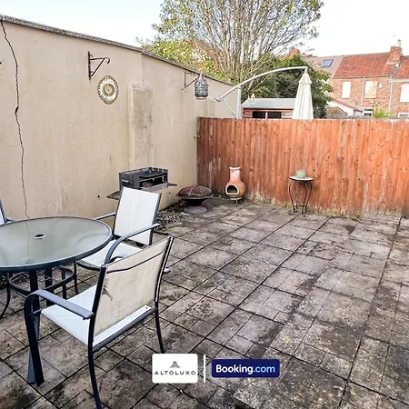 The Den 2 Bedroom Serviced By Altoluxoexperience Short Lets & Serviced With Free Wifi Apartman Bristol